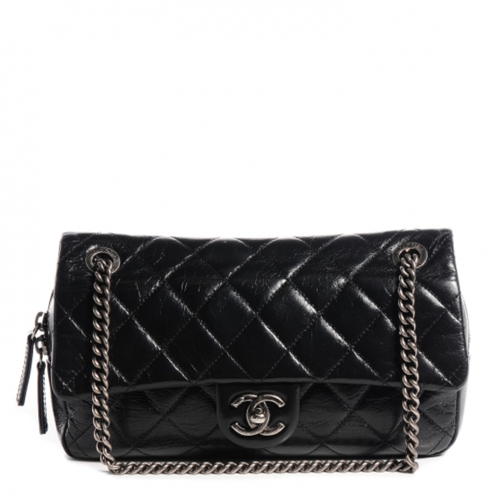 In search of black chanel duo color flap bag!